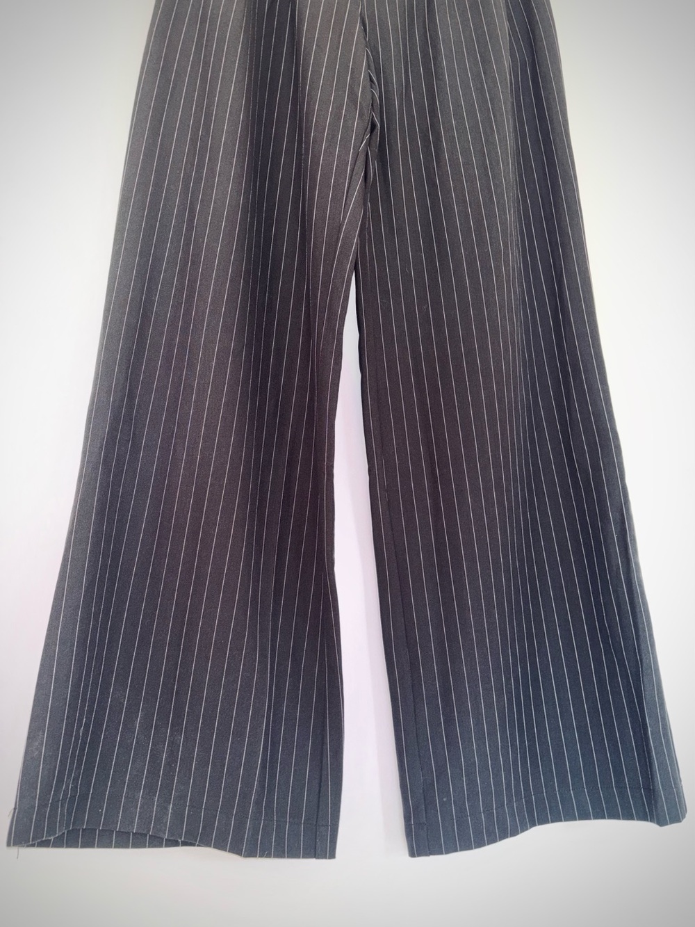 AQUA Black Pinstripe Pleated Wide Leg Trousers Career Core - Picture 4 of 6